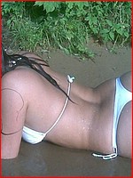 Free up skirt bikini pics