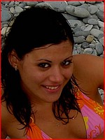 Free up skirt bikini pics