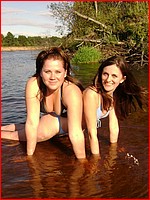 Free up skirt bikini pics