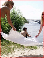 Free up skirt bikini pics