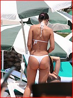 Free up skirt bikini pics