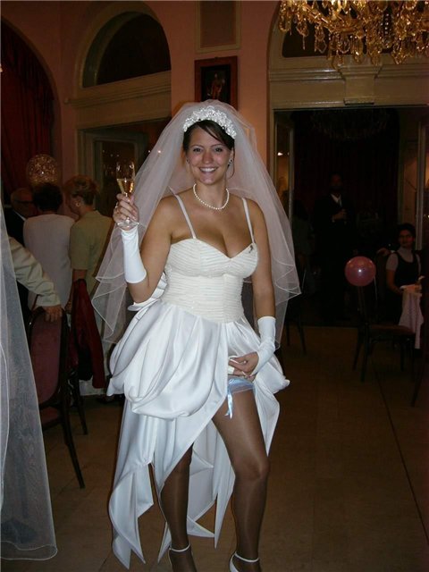 Up Skirt Bride Voyeur Picture Gallery Free Upskirt