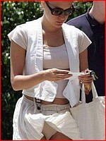1000s upskirt and downblouse celebrity photos