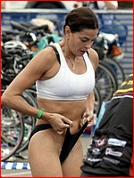 1000s upskirt and downblouse celebrity photos