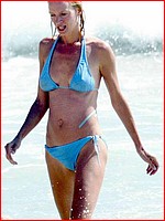 1000s upskirt and downblouse celebrity photos