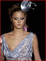 1000s decolte and downblouse photos