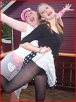 1000s upskirt pantyhose pictures