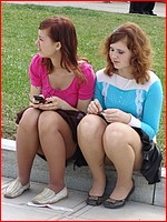 1000s upskirt pantyhose pictures