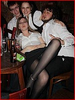 Up skirt pic