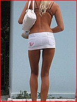 Up skirt pic