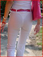 Up skirt pic