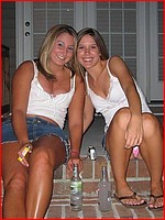 Up skirt pic