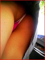 Up skirt pic