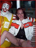 Free up skirt voyeur pics