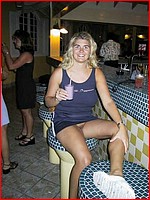 Free up skirt voyeur pics
