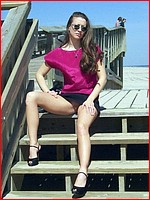 Free up skirt voyeur pics