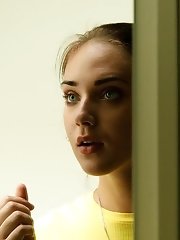 8 pictures - Oxana Chic Lemon Cream Cake