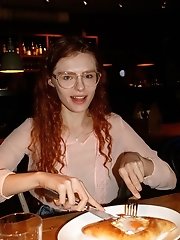 8 pictures - "Kari Pitinova Arm Wrestles Wife"
