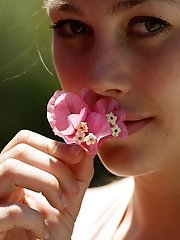 9 pictures - Lillias Right Is A Big Deal