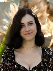 8 pictures - Giulia Wylde Double Pain