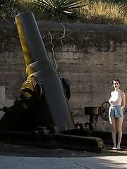 8 pictures - Giulia Wylde Big Guns of Florida